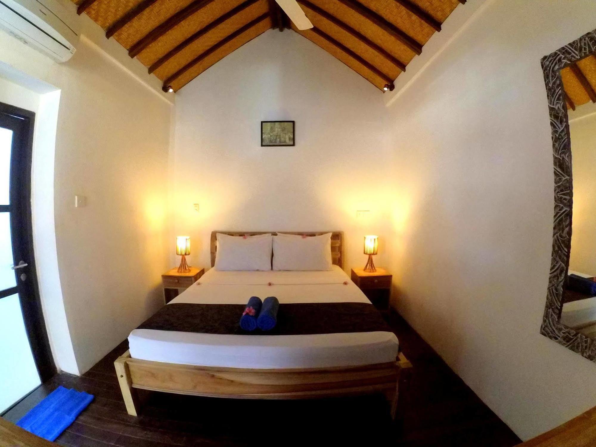 Drupadi Bungalows Gili Trawangan Dış mekan fotoğraf