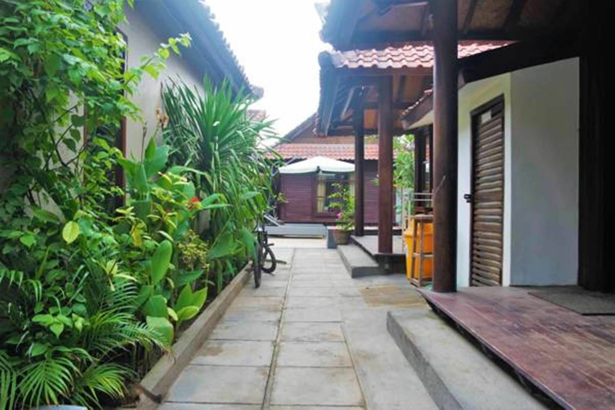 Drupadi Bungalows Gili Trawangan Dış mekan fotoğraf